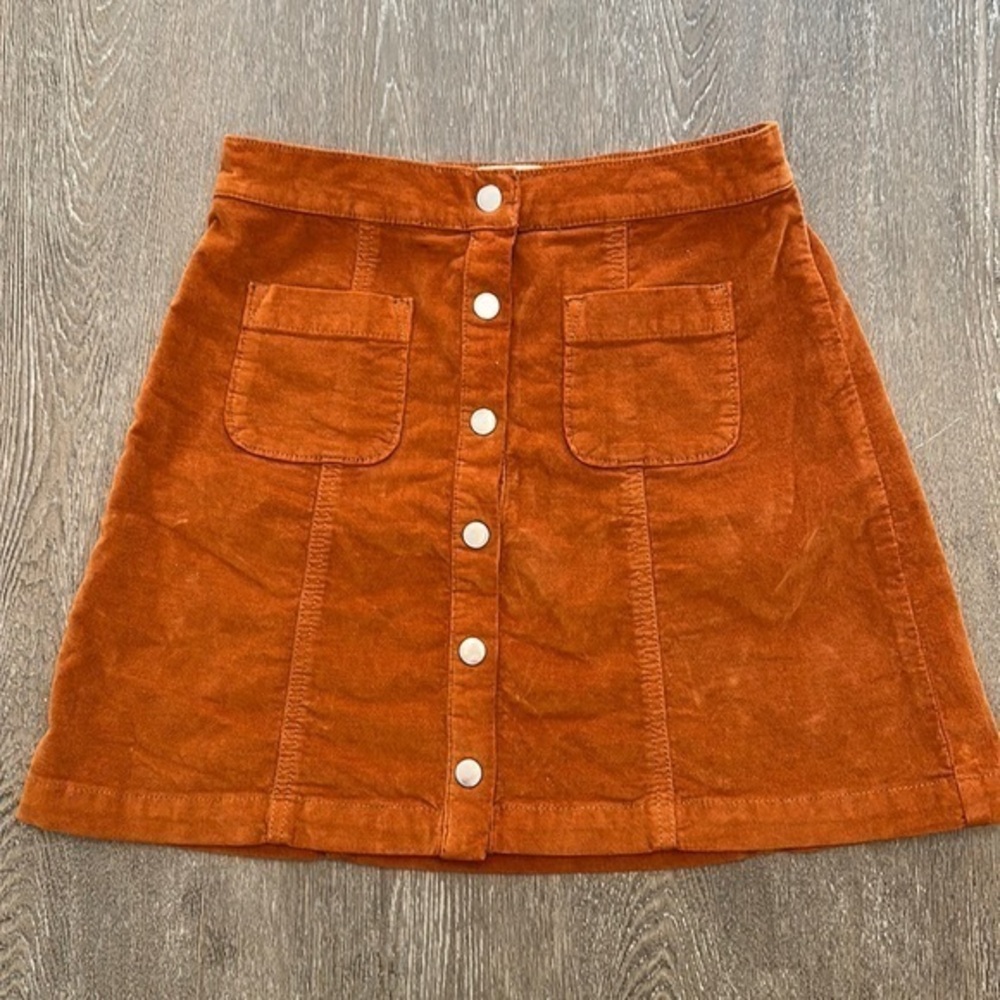 LIKE NEW URBAN OUTFITTERS RUST SKIRT - Size S SKU:69